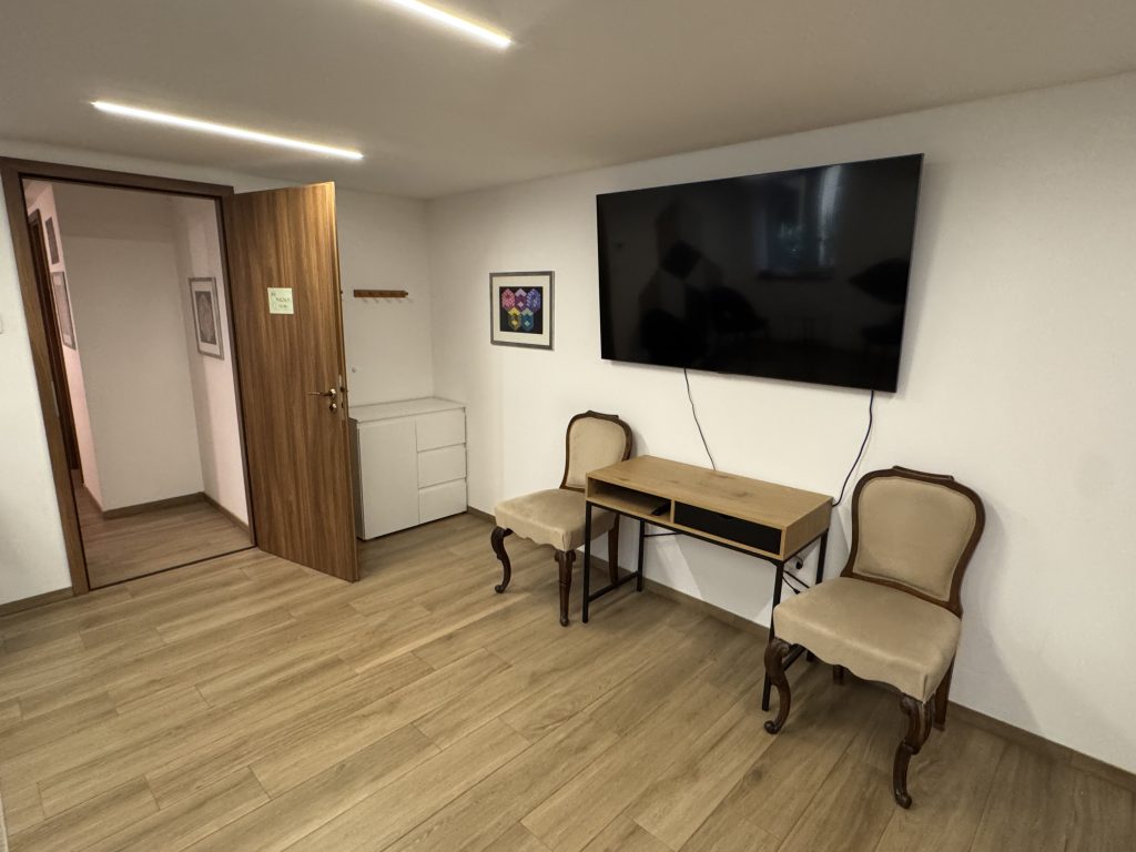 „Magnus terápiás szoba bérlés Budán – Komjádi Mentál Stúdió"