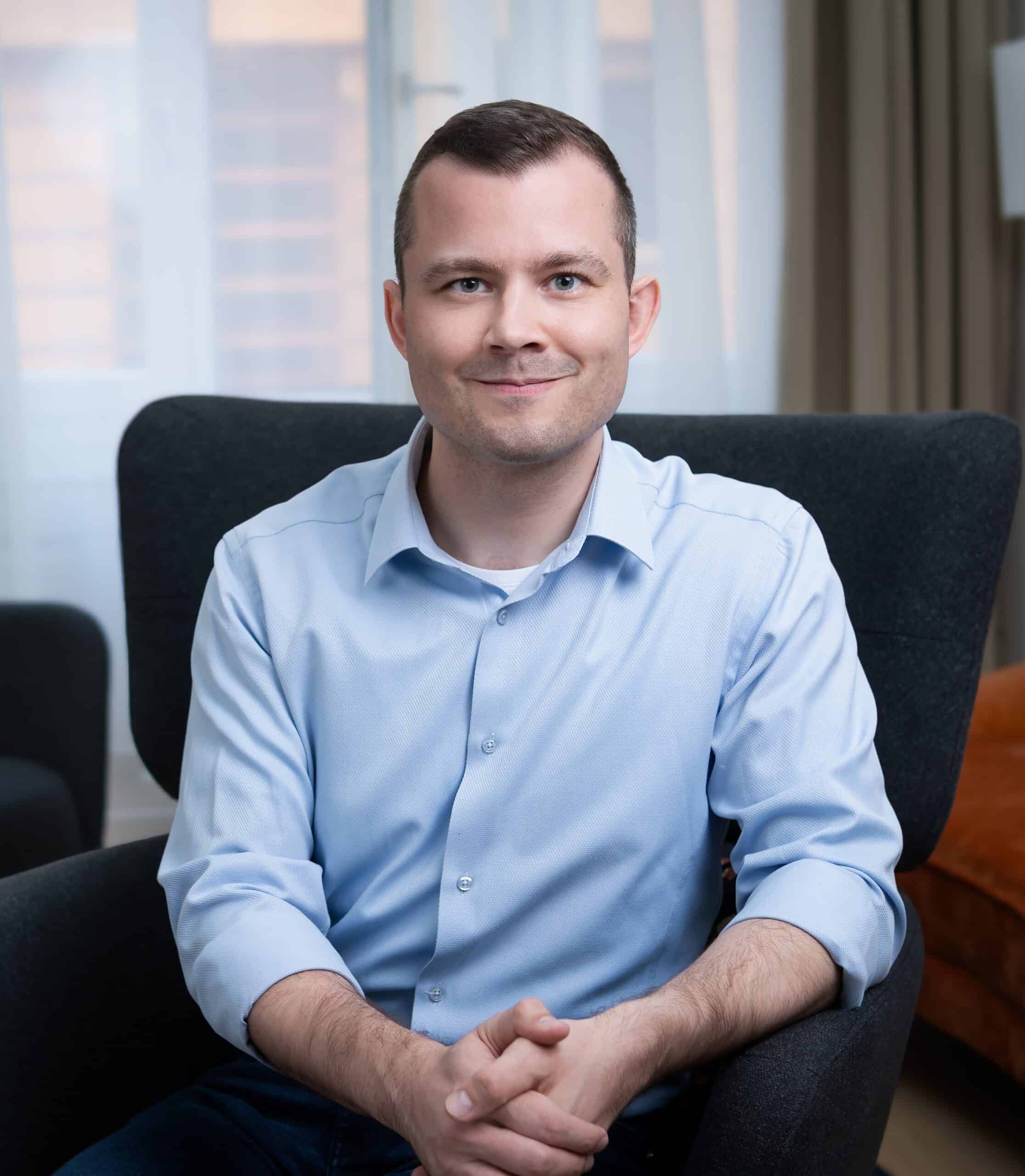 Galambos Attila pszichológus